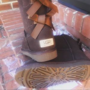UGG BOOTS